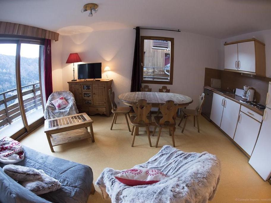 Vaujanylocations - Chalet De Marie Chambre photo