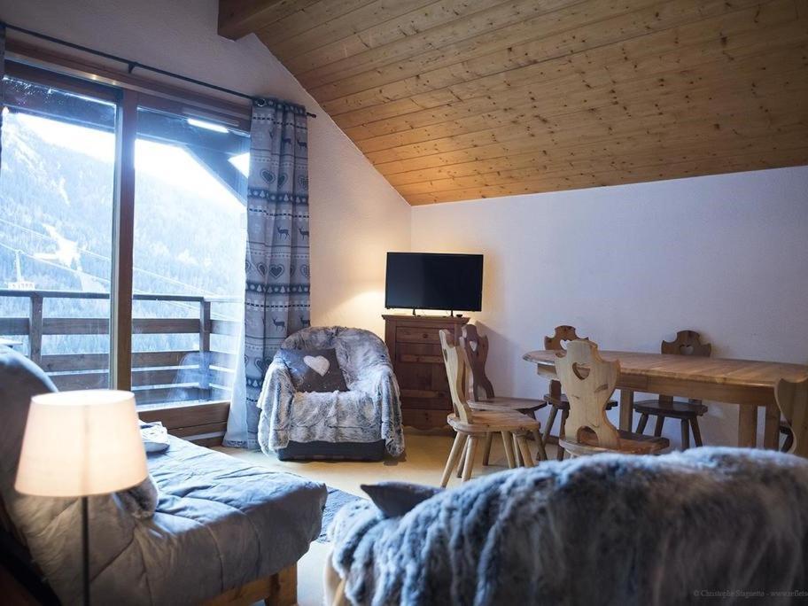 Vaujanylocations - Chalet De Marie Chambre photo